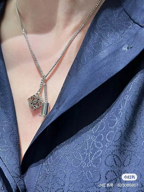 Loewe necklace 06lyx23 (8)