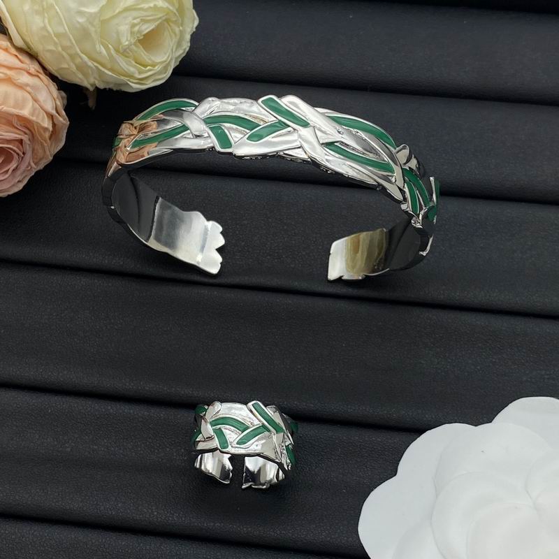 Loewe suits 06lyx2 (1)