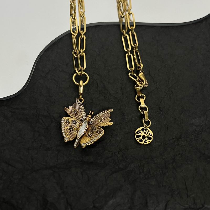 McQueen necklace 05lyx01 (5)