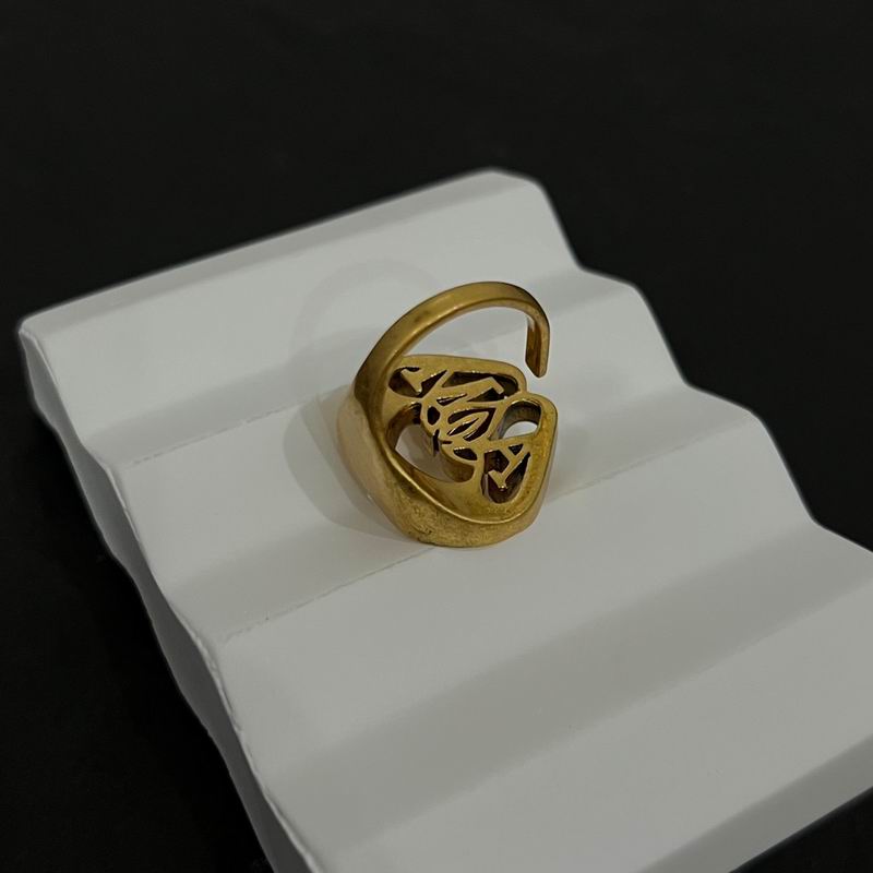 McQueen ring 05lyx2 (5)