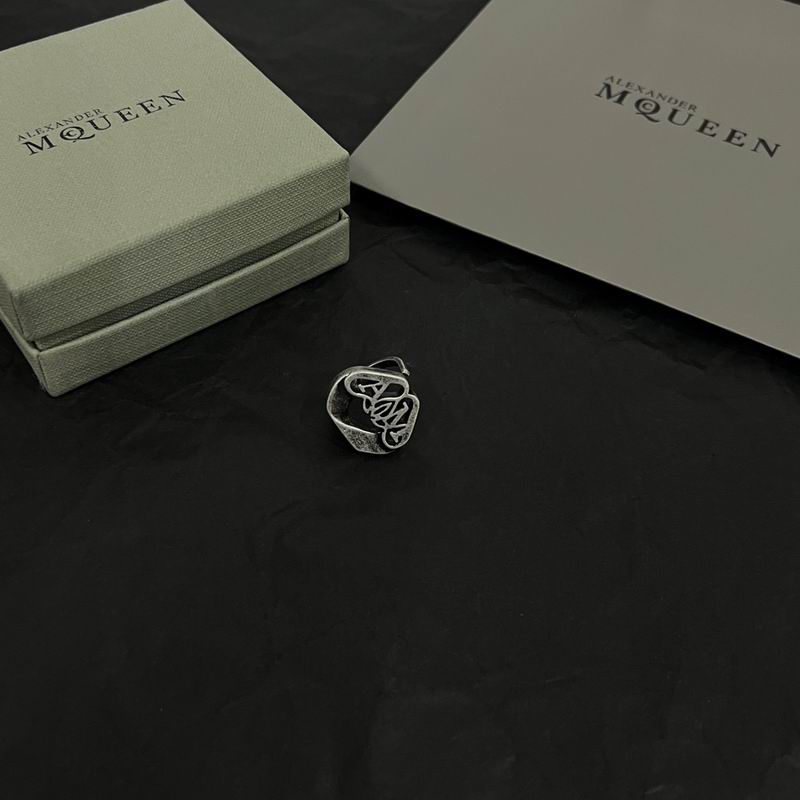 McQueen ring 05lyx2 (7)