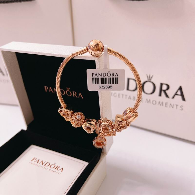 Pandora bracelet 17-21 05yxx86 (1)