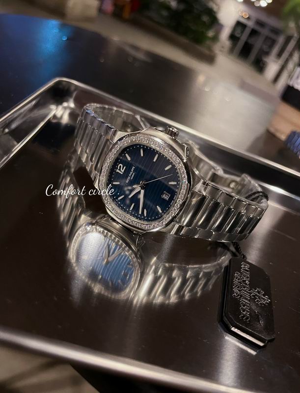 Patek Philippe 35mm 08 (1)