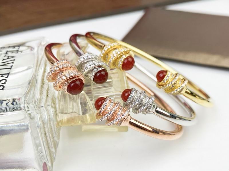 Piaget bracelet 05lyx13 (7)