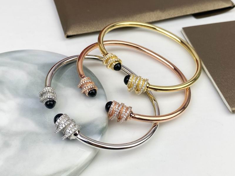 Piaget bracelet 05lyx18 (1)