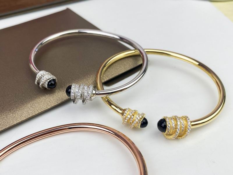 Piaget bracelet 05lyx18 (4)