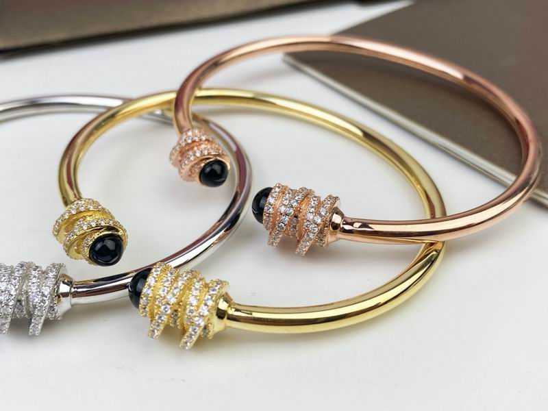 Piaget bracelet 05lyx18 (7)