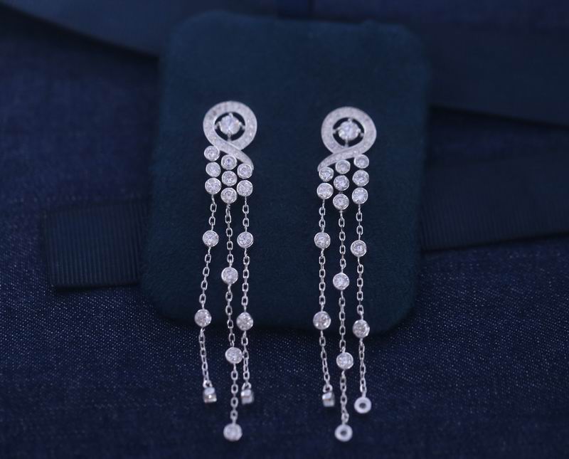 Piaget earring 05lyx17 (1)