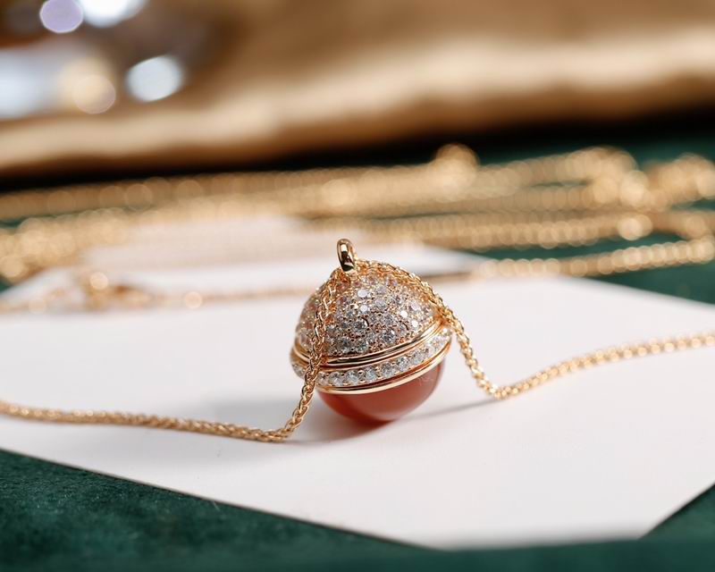 Piaget necklace 04lyx7 (1)