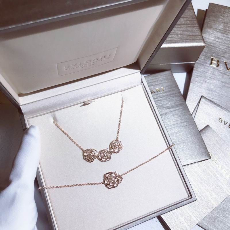 Piaget necklace 05lyx17 (2)