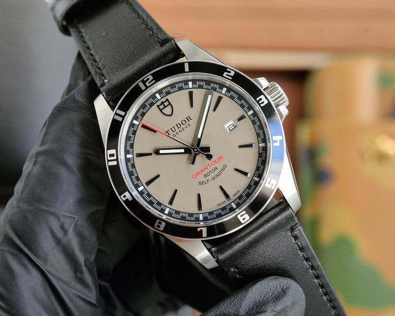 Tudor 42mm 24 (12)