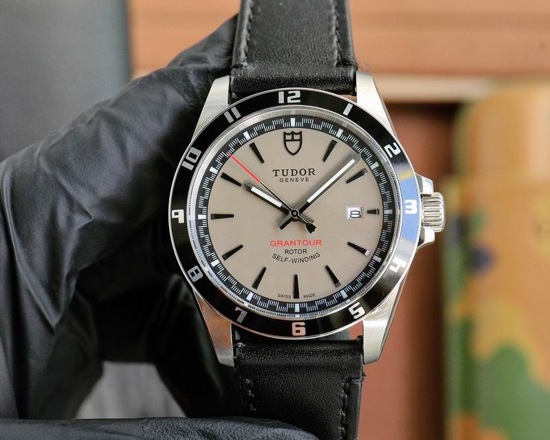 Tudor 42mm 24 (15)