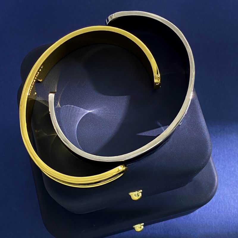 Valentino bracelet 05lyx32 (3)