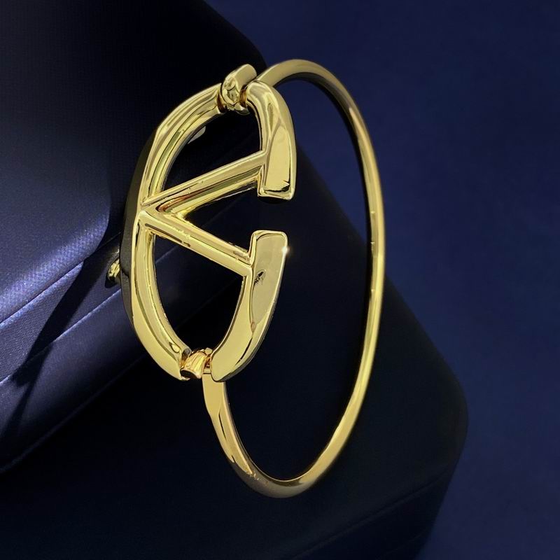 Valentino bracelet 05lyx38 (3)