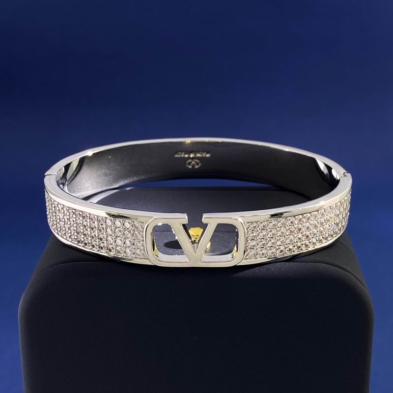 Valentino bracelet 05lyx39 (6)