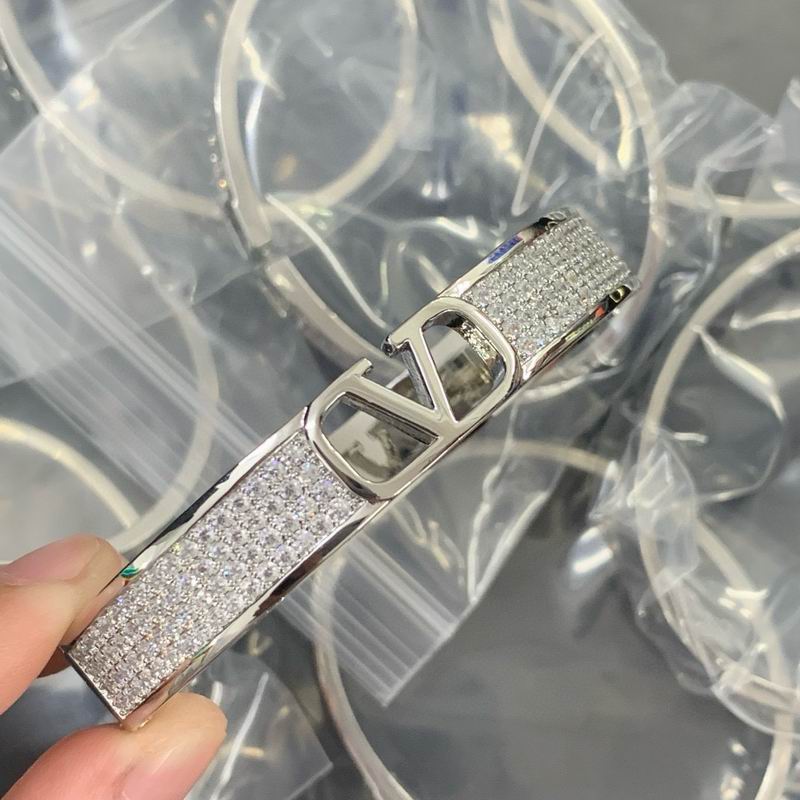 Valentino bracelet 06lyx51 (2)