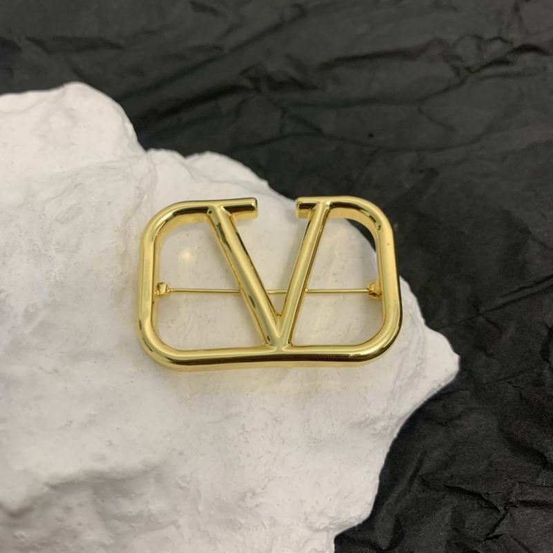 Valentino brooch 05lyx11 (4)