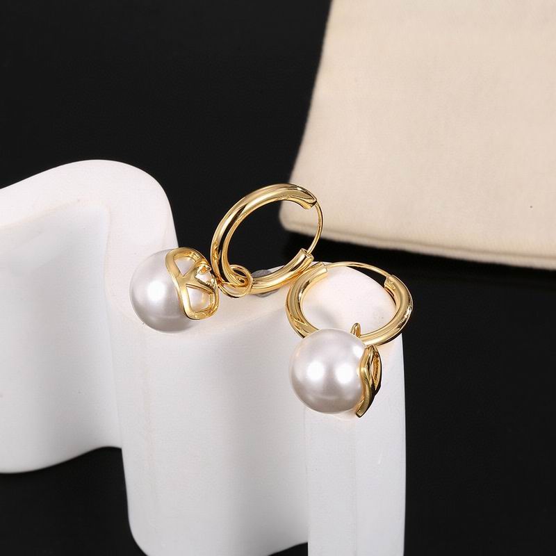 Valentino earring 03yx63 (6)