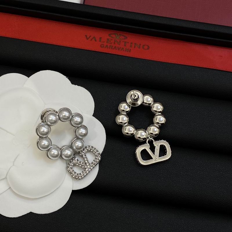 Valentino earring 03yx64 (5)