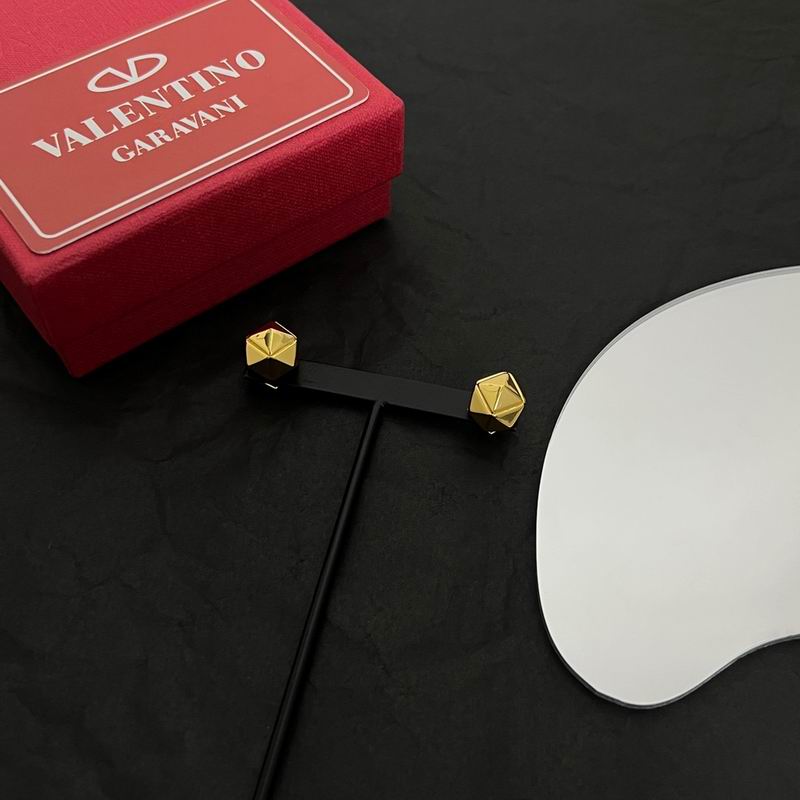 Valentino earring 05lyx83 (3)