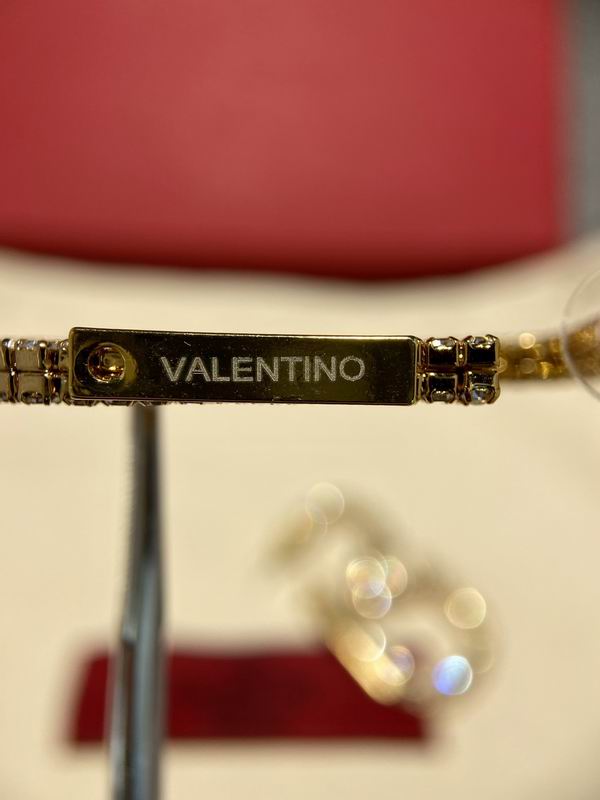Valentino earring 05lyx91 (2)