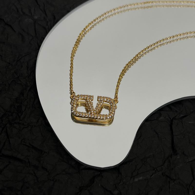 Valentino necklace 05lyx13 (4)