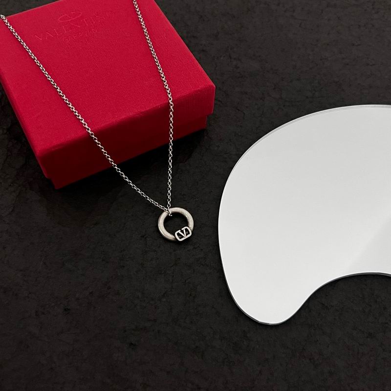 Valentino necklace 05lyx26 (2)