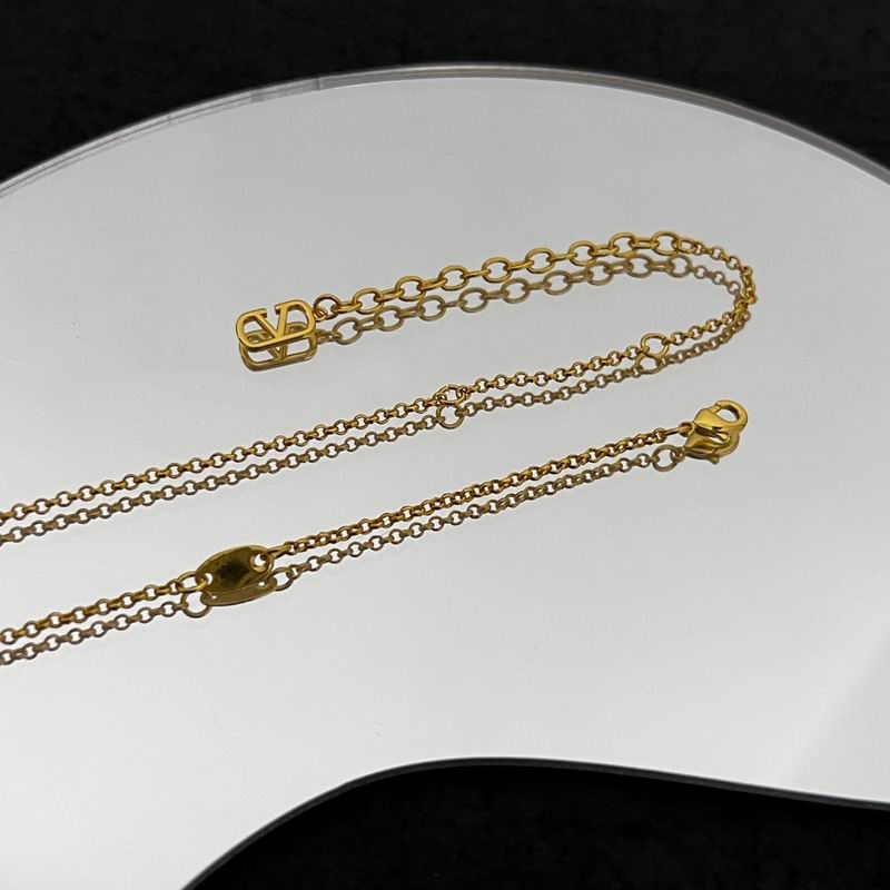 Valentino necklace 05lyx27 (5)