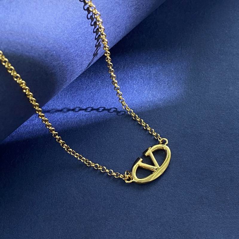 Valentino necklace 05lyx34 (5)