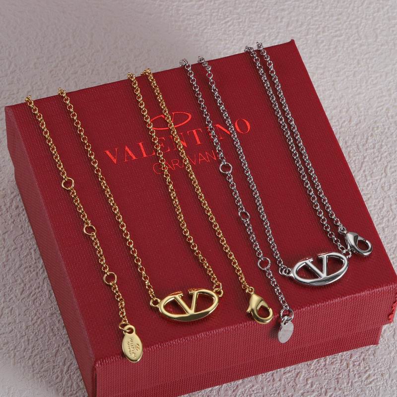 Valentino necklace 06lyx37 (1)