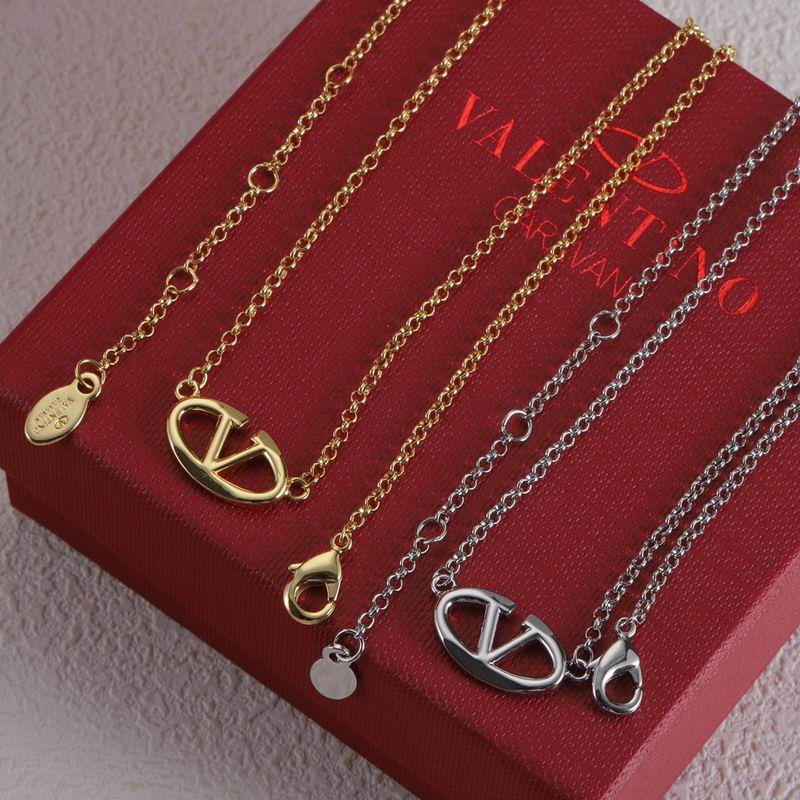 Valentino necklace 06lyx37 (2)