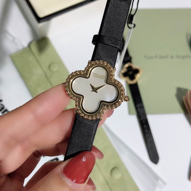 Van Cleef Arpels 29.3mm 34 (9)