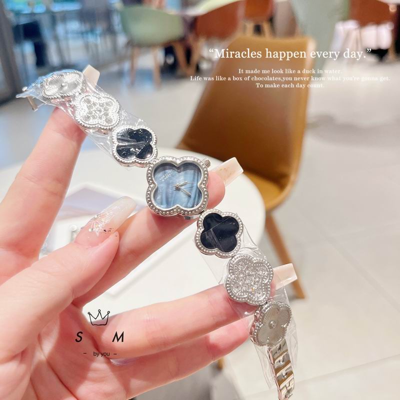 Van Cleef Arpels watch (12)