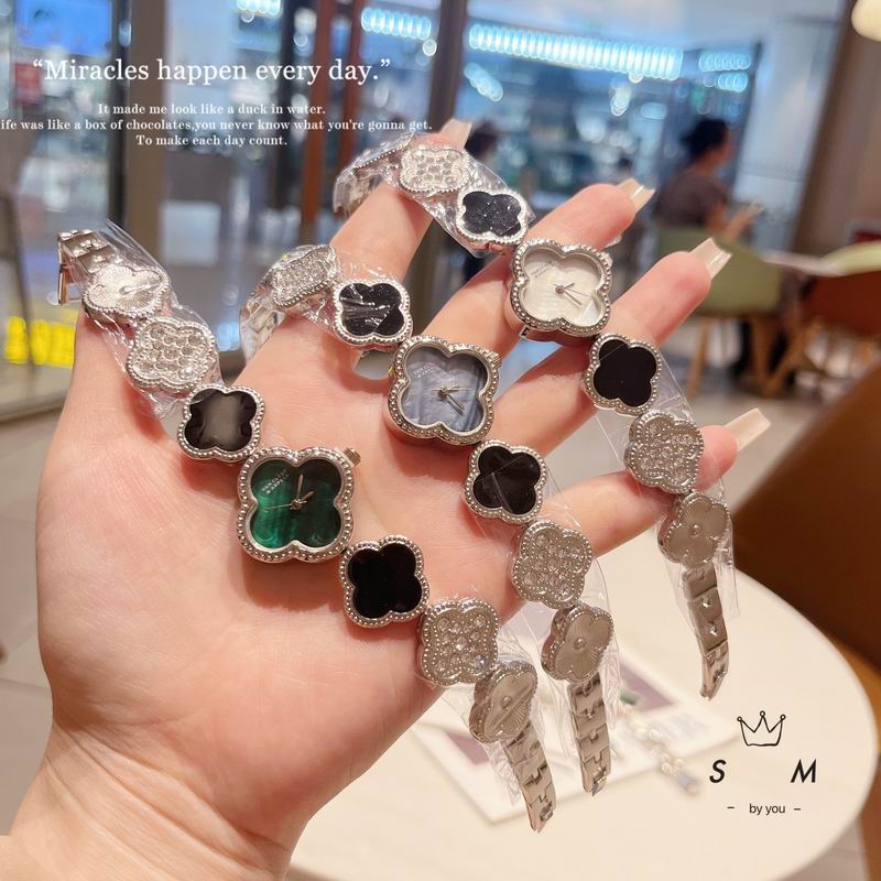 Van Cleef Arpels watch (13)