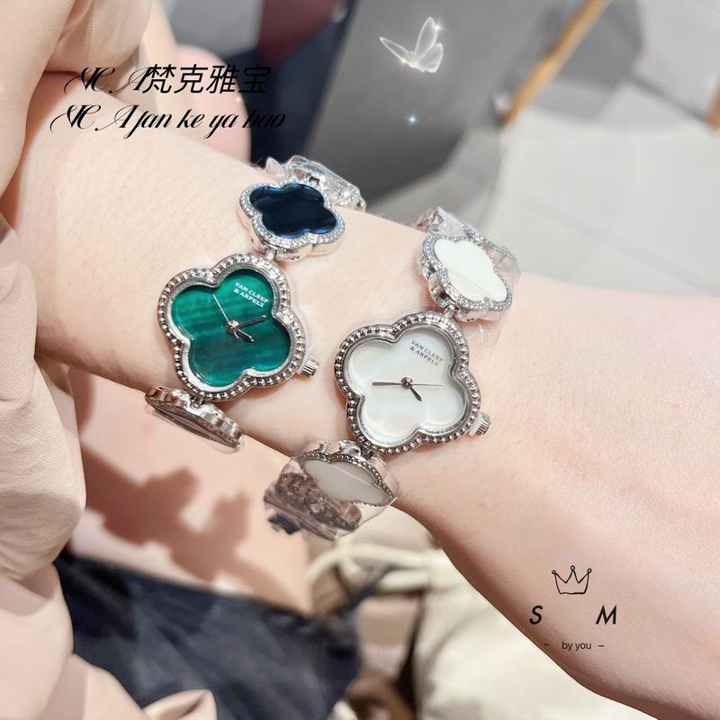 Van Cleef Arpels watch (14)