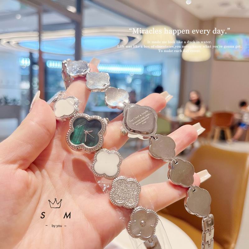 Van Cleef Arpels watch (15)