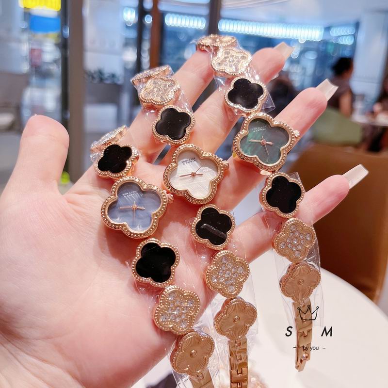 Van Cleef Arpels watch (26)