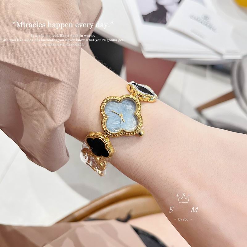 Van Cleef Arpels watch (6)