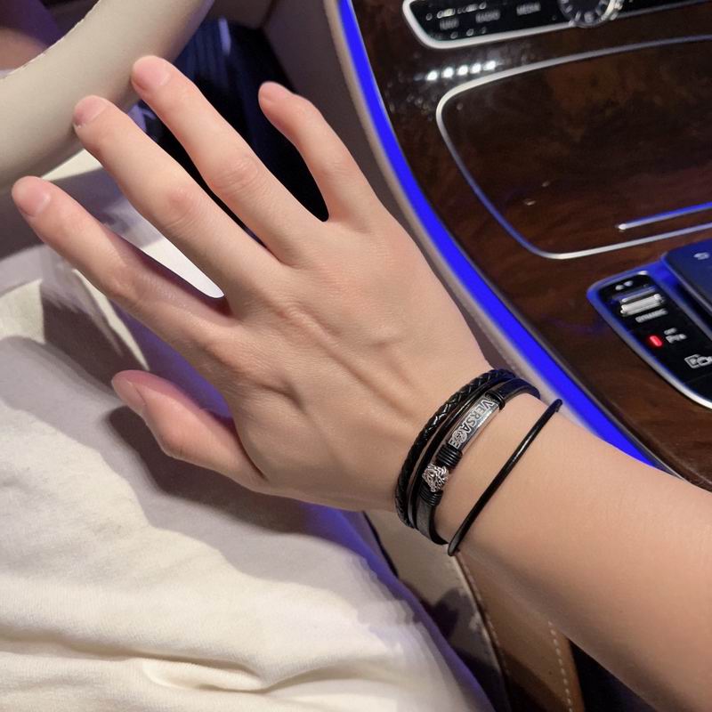 Versace bracelet 04lyx47 (4)