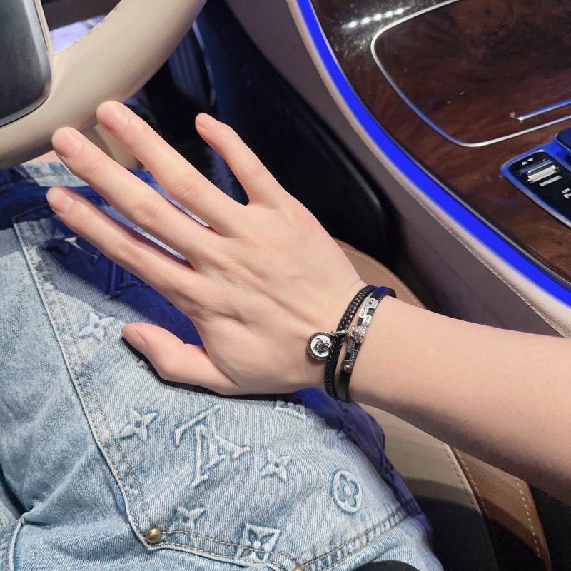 Versace bracelet 04lyx49 (6)