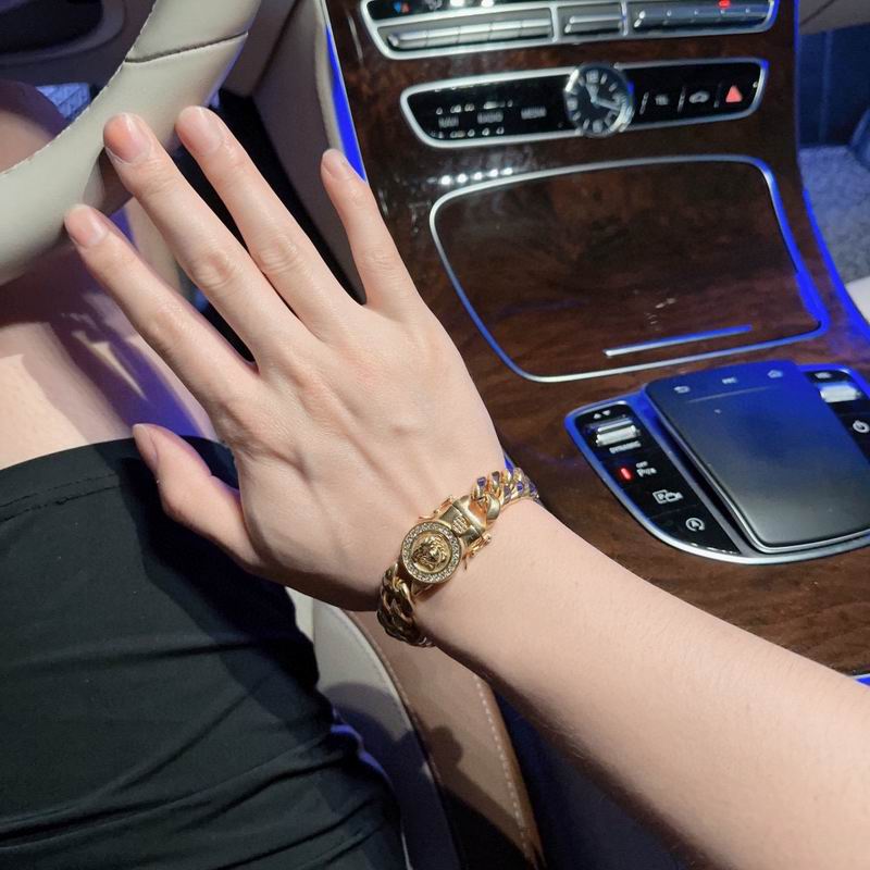 Versace bracelet 04lyx51 (4)