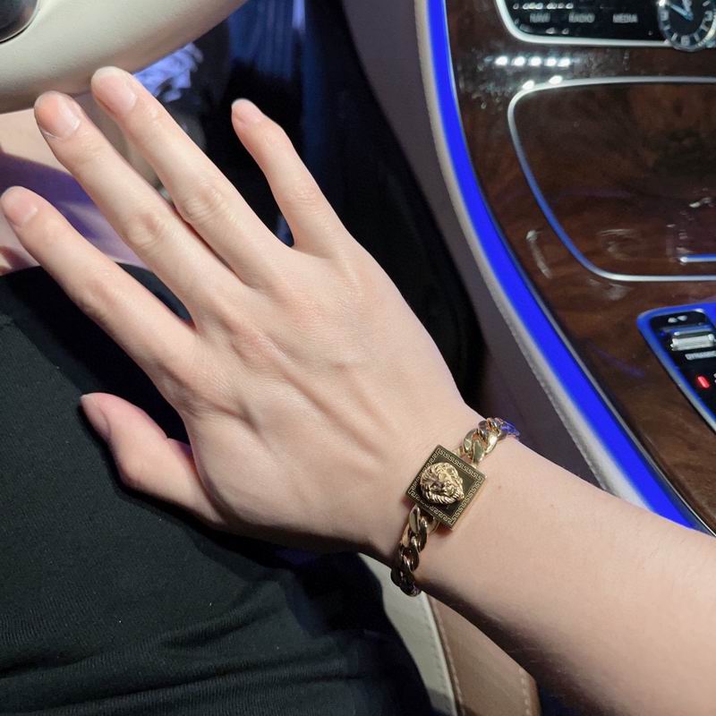 Versace bracelet 04lyx56 (9)
