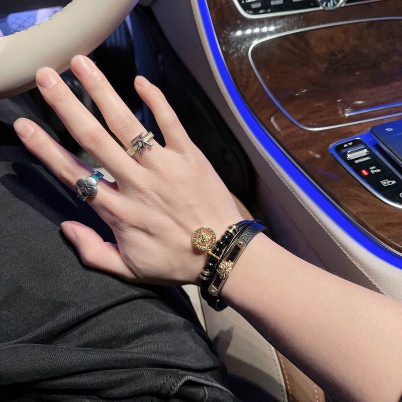 Versace bracelet 04lyx61 (8)