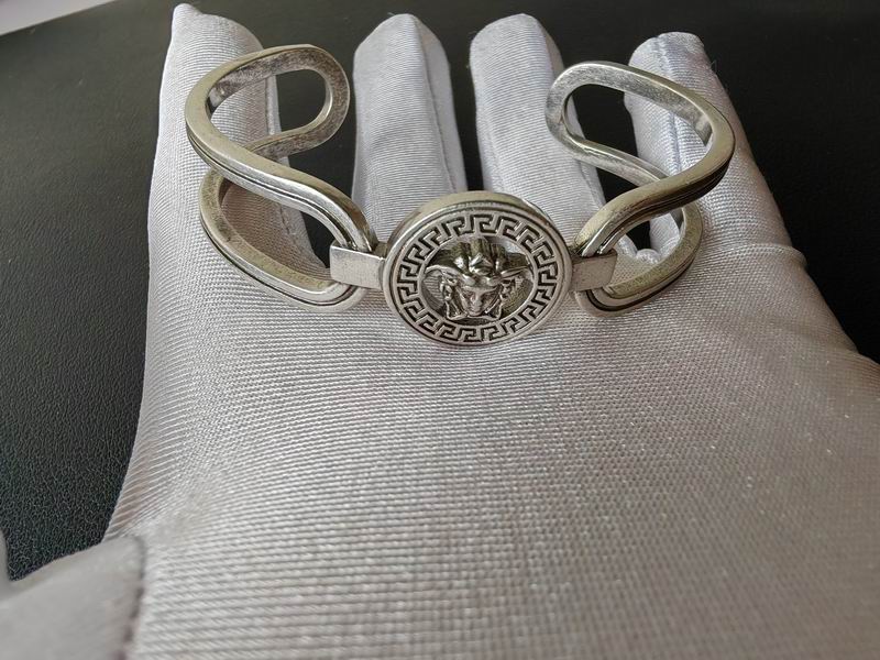 Versace bracelet 05lyx65 (12)