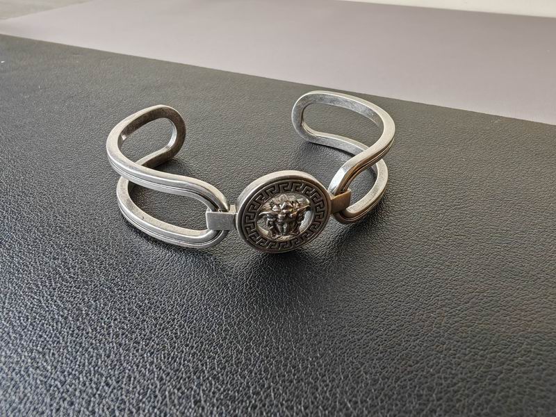 Versace bracelet 05lyx65 (17)
