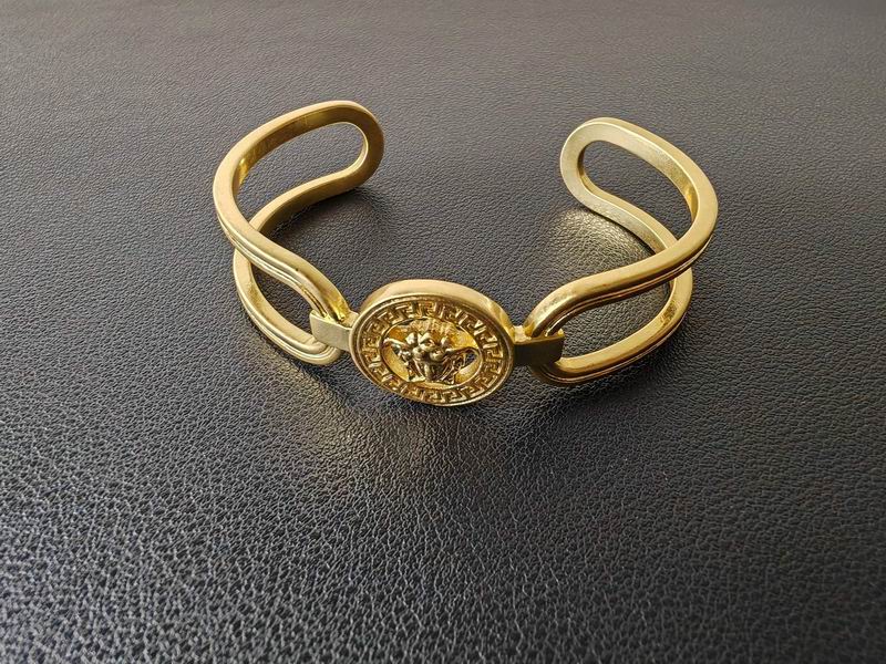 Versace bracelet 05lyx65 (2)