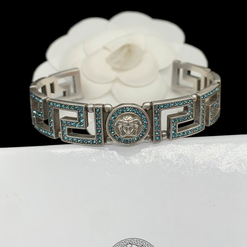 Versace bracelet 05lyx67 (4)