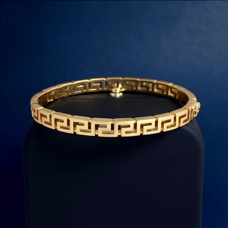 Versace bracelet 05lyx80 (1)
