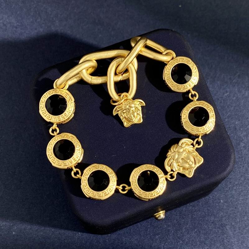 Versace bracelet 05lyx82 (2)