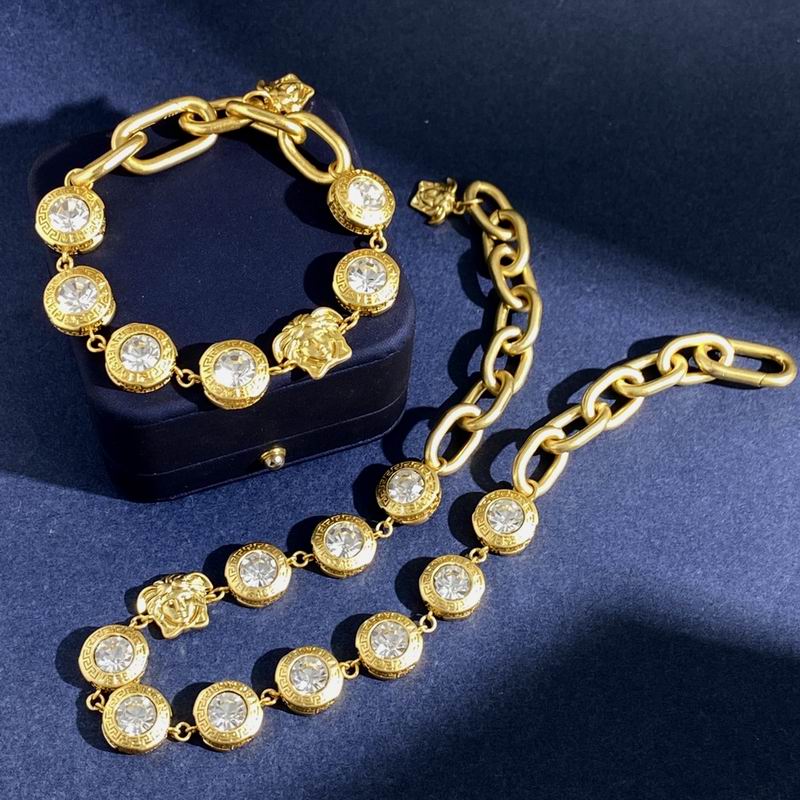 Versace bracelet 05lyx82 (9)